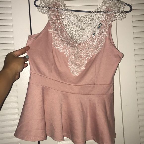 Pink top - Picture 2 of 3